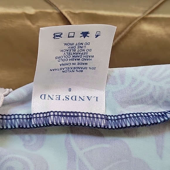 VGUC- Lands End Floral Underwire Tankini Top w/Convertible Straps - Picture 7 of 7